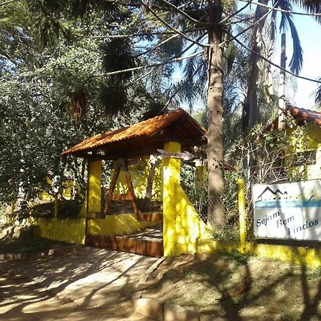 Arrelaros Pousada Bueno Brandão Exterior foto
