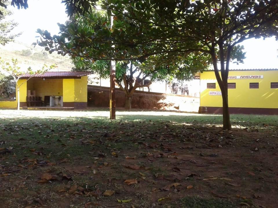 Arrelaros Pousada Bueno Brandão Exterior foto